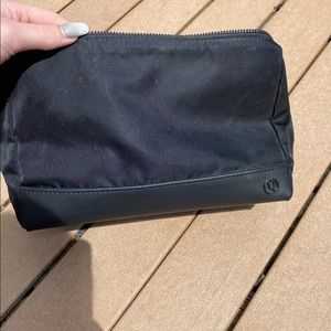 lululemon make up bag